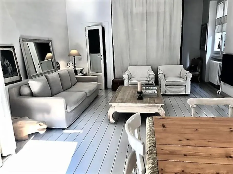 Holiday home Casa Dello Scoiattolo Villa Milan Italy